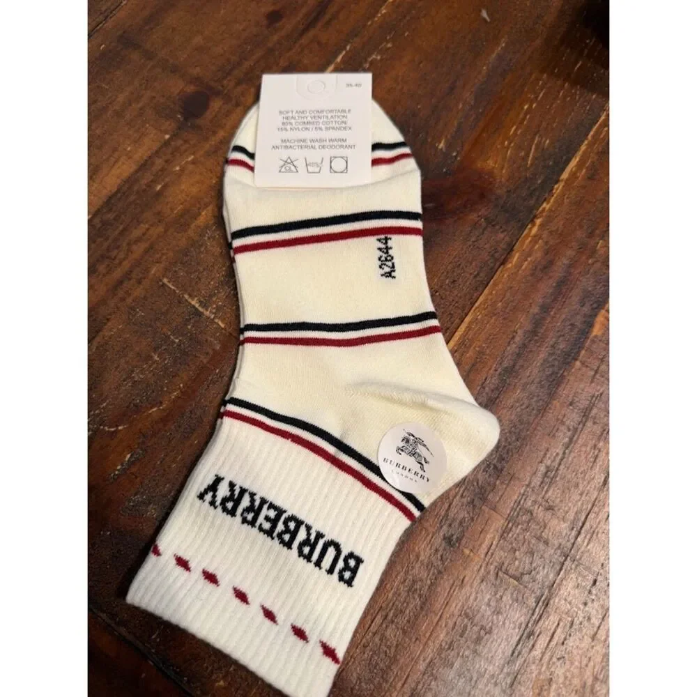 Burberry white ankle socks